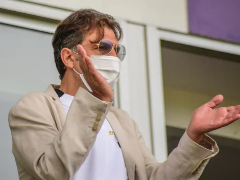 Aníbal Mosa compra más acciones en Blanco y Negro