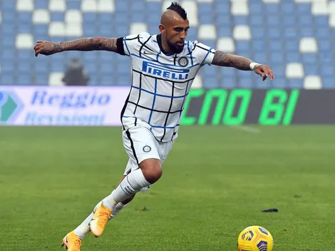 Conte dice que Vidal sintió una molestia en la rodilla y no quiso arriesgarlo