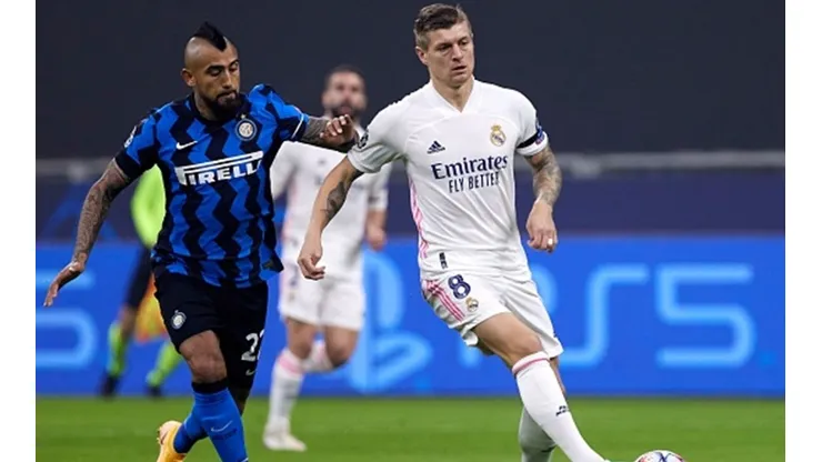 Arturo Vidal y Toni Kroos se enfrentaron en esta Champions League.