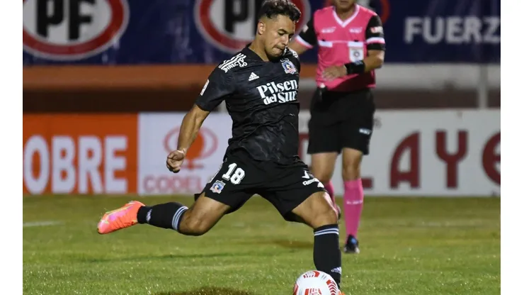 Iván Morales y su doblete en Colo Colo