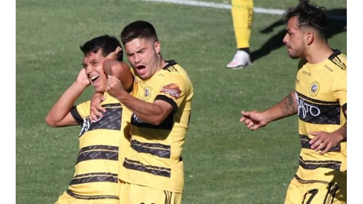 Los tres ex Colo Colo que pueden ser desafiliados
