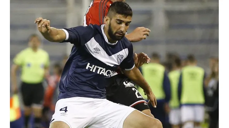 Emiliano Amor no llega a Colo Colo