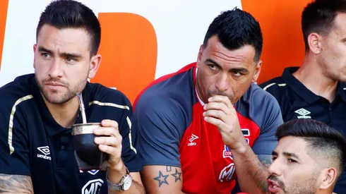 Zaldivia junto a Paredes y Mouche, dos que no siguieron en el club.