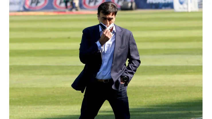 Gustavo Quinteros quiere dos jugadores más