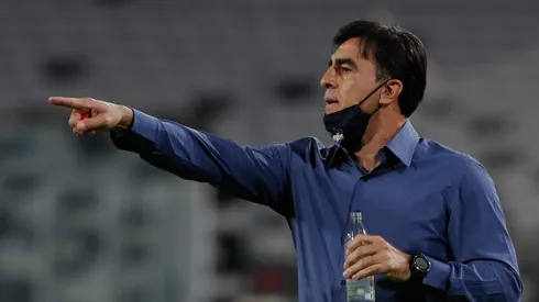 Gustavo Quinteros vivió momentos de rabia con el arbitraje.