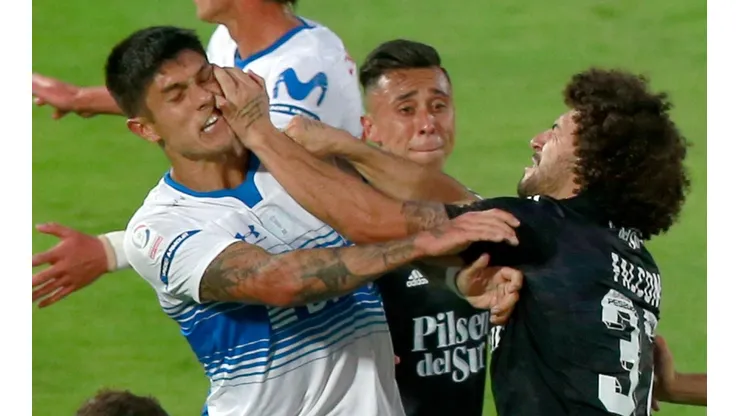 Maxi Falcón recibió cuatro fechas de sanción tras la roja ante la UC.