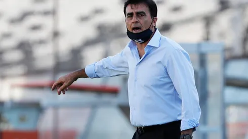 Gustavo Quinteros mosqueado con Blanco y Negro