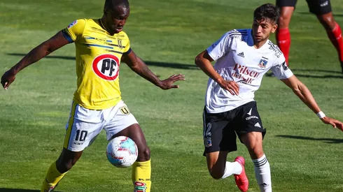 Cecilio Waterman arriba a Everton