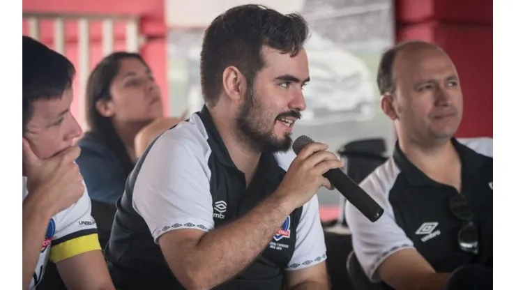 José Miguel Sanhueza deja de ser director