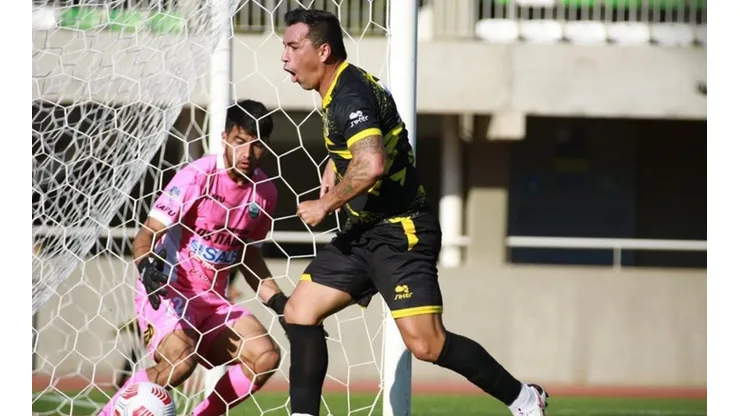 Llegó el primero de Paredes como "pirata"