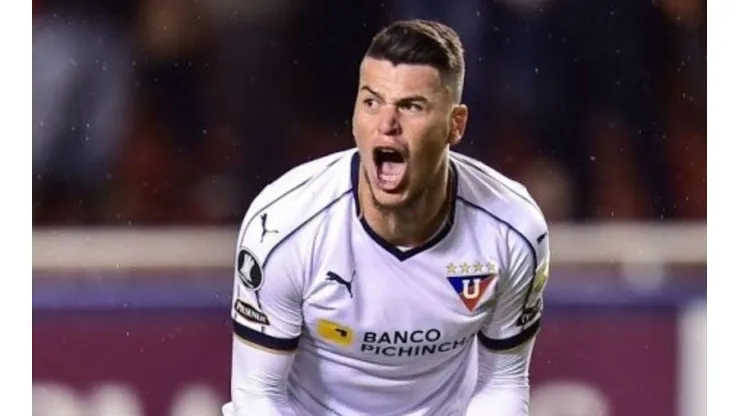 ¿Posible refuerzo de Colo Colo?