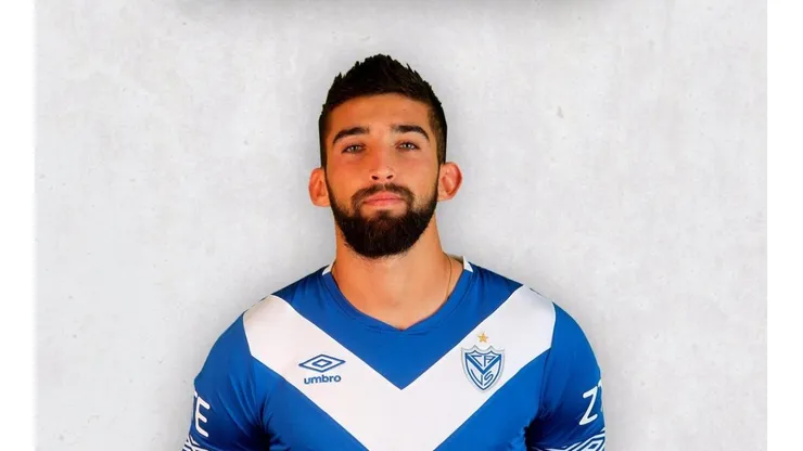 Emiliano Amor se suma a la lista de centrales que sondea Colo Colo.