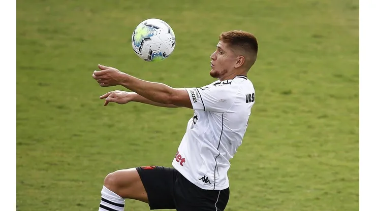 Leonardo Gil será el quinto refuerzo de Colo Colo.