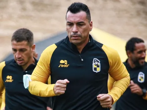 Esteban Paredes ya entrena con Coquimbo Unido