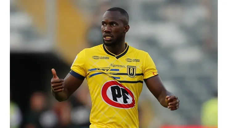Cecilio Waterman quiere jugar en Colo Colo durante el 2021.