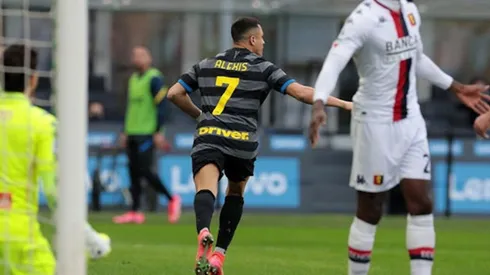 La notable jugada de Alexis ante el Genoa