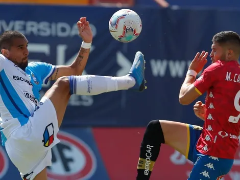 Branco Ampuero sorprende como el nuevo central de Colo Colo