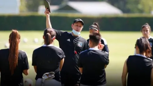 Luis Mena sigue como DT de la Guerreras Albas