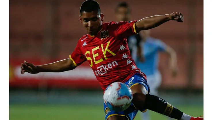 Cristián Palacios se mantiene en Unión Española
