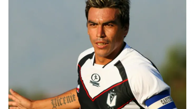 Esteban Paredes saltó al estrellato en Santiago Morning.