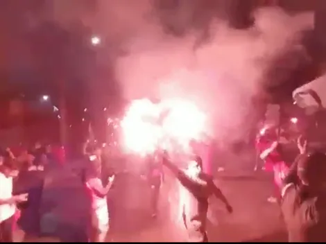 Hinchas de Colo Colo dan el último aliento al equipo en Rancagua