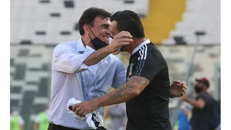 Gustavo Quinteros enfrentó los micrófonos en el Monumental