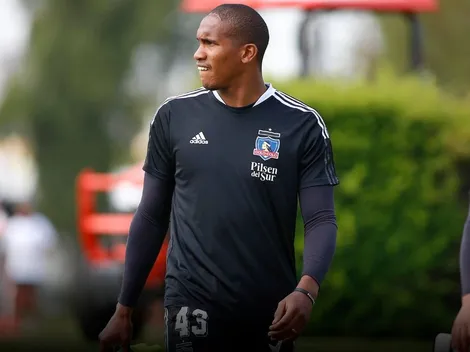 Omar Carabalí aparece en los entrenamientos de Colo Colo
