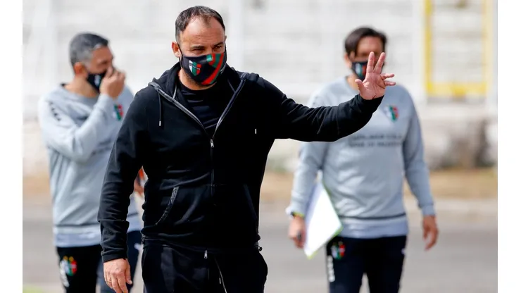José Luis Sierra - entrenador de Palestino | Foto: Agencia Uno