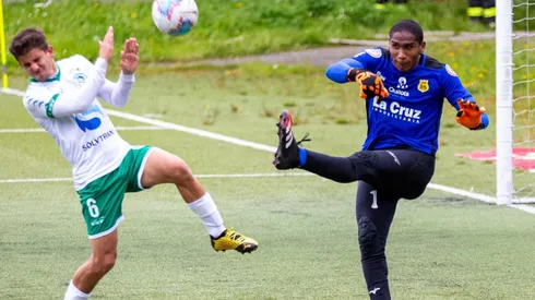 Omar Carabalí tiene que volver a Colo Colo