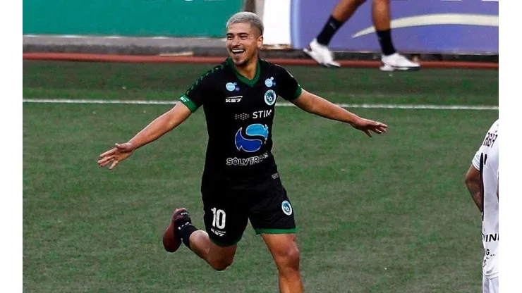 Byron Bustamante y sus mega golazos