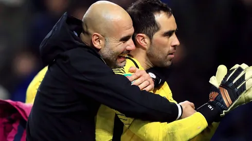 Claudio Bravo y Pep Guardiola