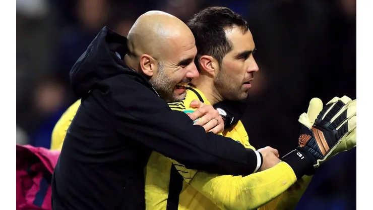 Claudio Bravo y Pep Guardiola