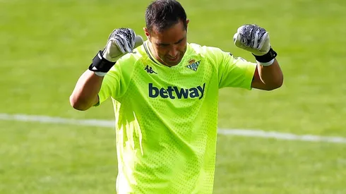 Claudio Bravo importante en la victoria del Betis
