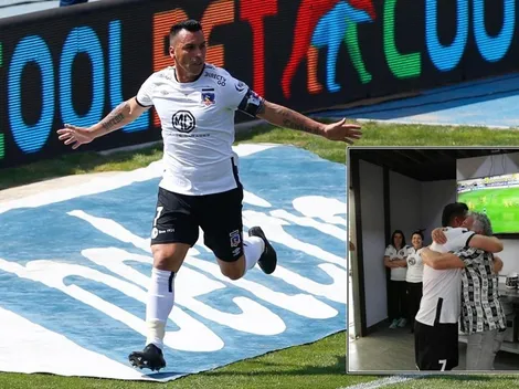 Carlos Caszely saluda a Esteban Paredes