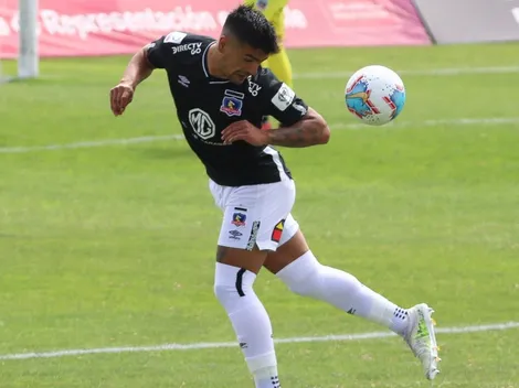 Hinchas de Colo Colo no dan más con Felipe Campos