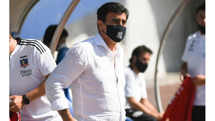 Gustavo Quinteros en el ojo del huracán