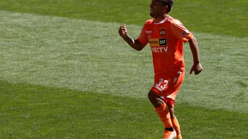 Nicolás Maturana reparte cenas navideñas en Calama