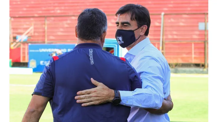 Quinteros ganó la primera de las tres finales ante los punteros.