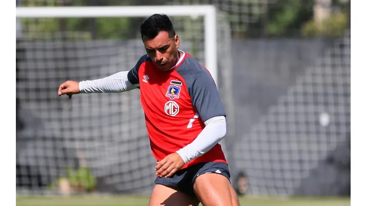 Esteban Paredes quiere volver cuanto antes a las canchas.