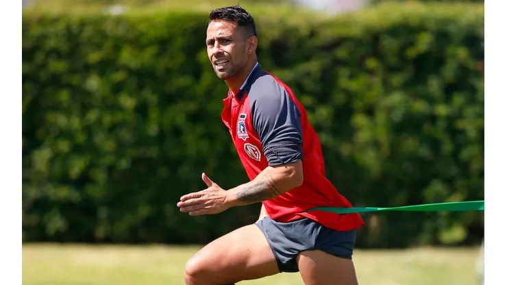 Habrá que seguir esperando para ver el debut de Jorge Valdivia .