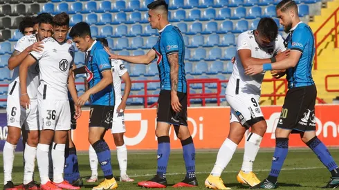 Colo Colo sigue último tras empatar ante Huachipato.