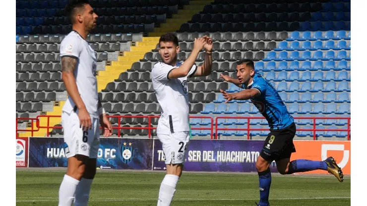 Doloroso empate en Talcahuano | Foto Agencia Uno