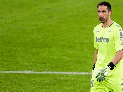 Claudio Bravo es baja en el Betis