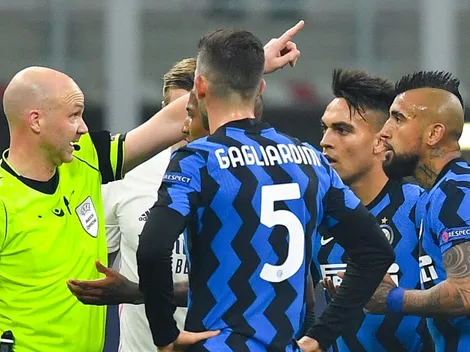 VIDEO | Vidal se vuelve loco con el árbitro y se va expulsado