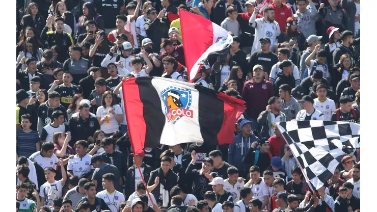 Los hinchas quieren aportar su granito de arena para levantar al equipo.