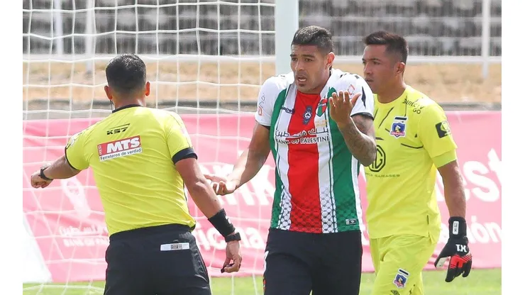 El VAR otra vez en la polémica por no revisar el penal que le cobraron a Miguel Pinto.