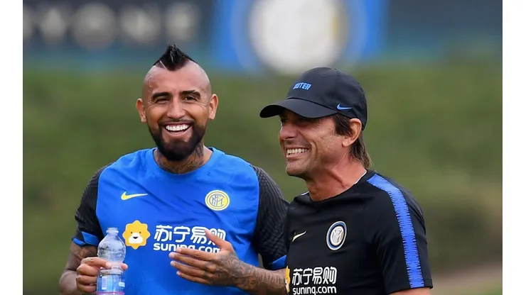 Vidal negó conflictos con Antonio Conte.