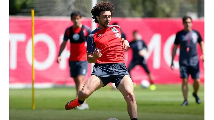 Maximiliano Falcón al once titular de Colo Colo