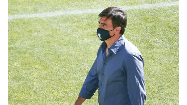 Gustavo Quinteros aún no gana desde que llegó a Colo Colo.