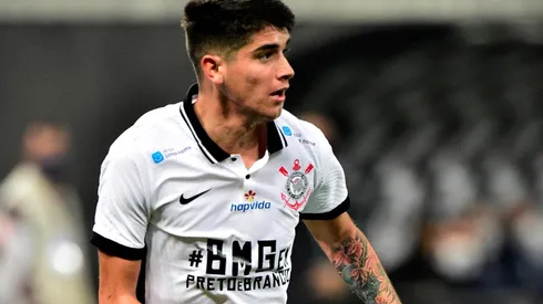 Colo Colo busca el préstamo de Araos.